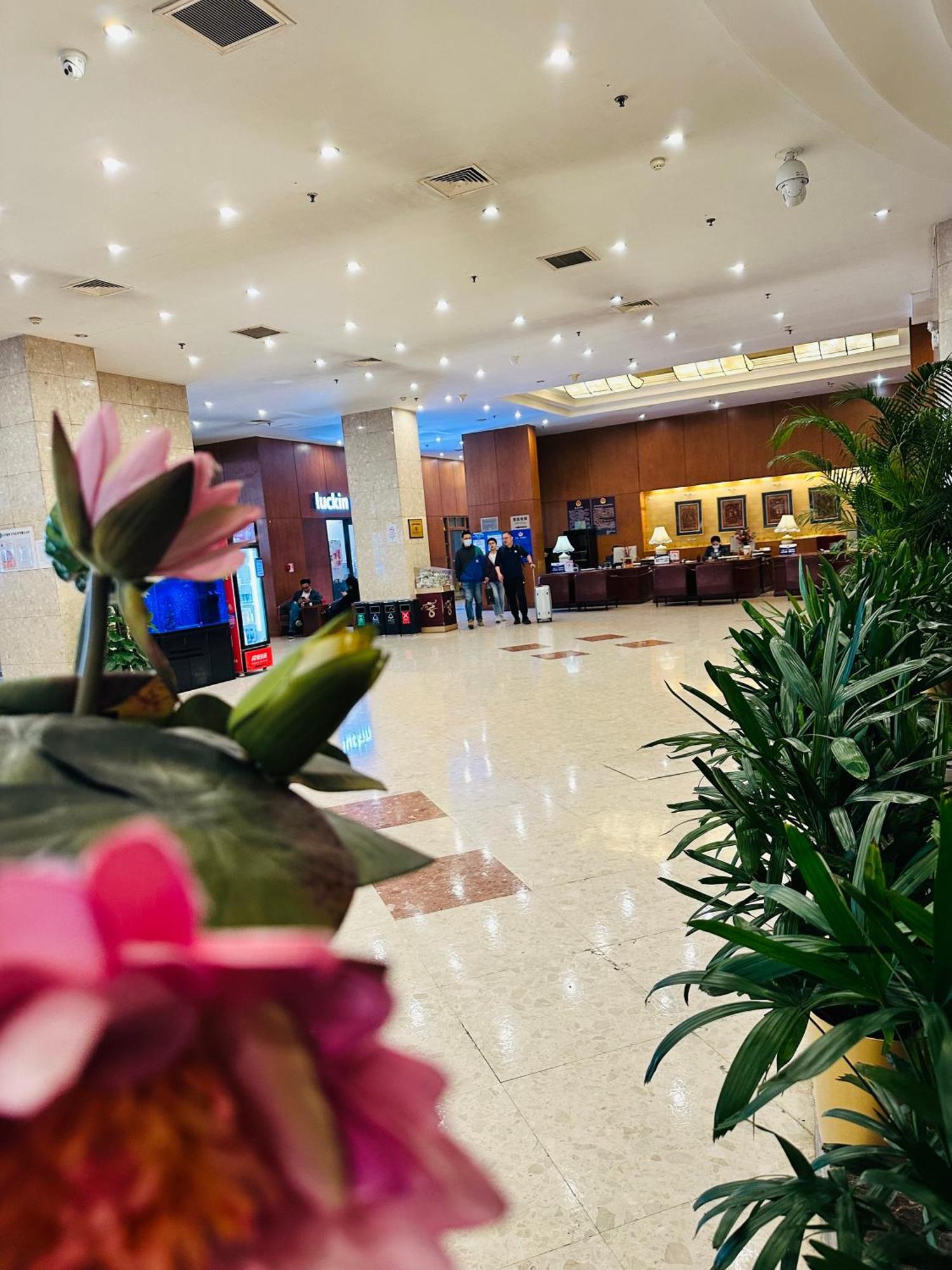 The North Garden Hotel Beijing Wangfujing Exterior photo